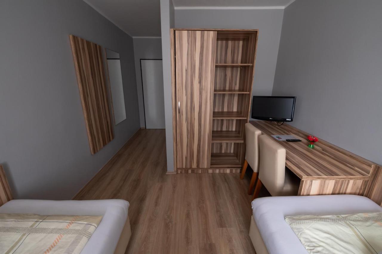 Hotel Am Limes Enns Ngoại thất bức ảnh