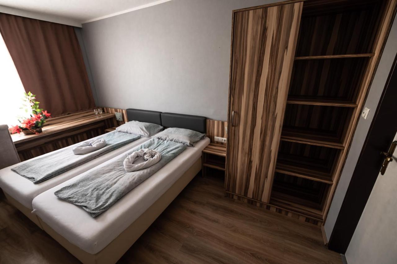 Hotel Am Limes Enns Ngoại thất bức ảnh