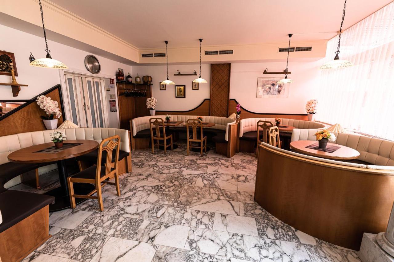 Hotel Am Limes Enns Ngoại thất bức ảnh